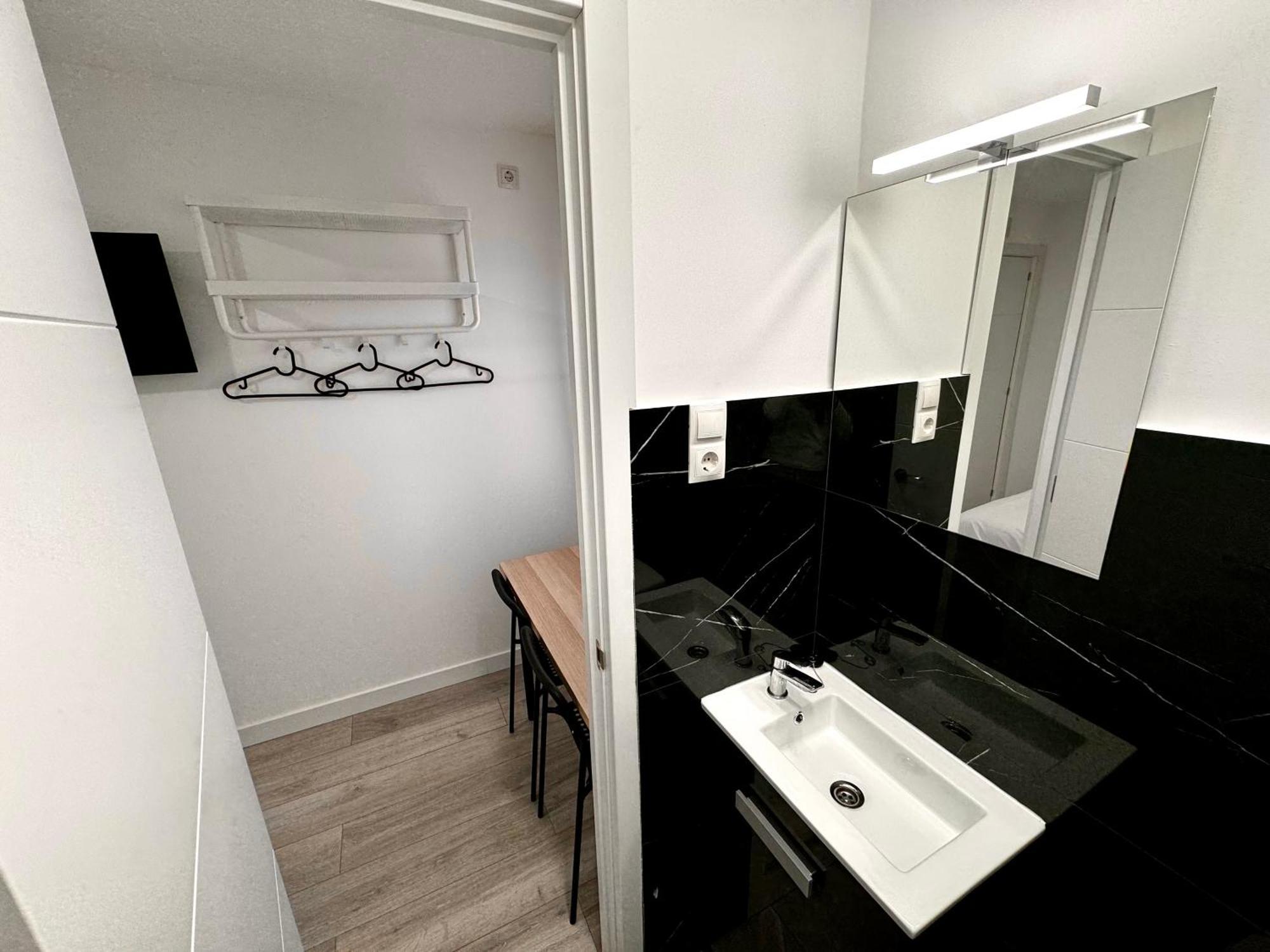 Rooms Rayo Madrid Bagian luar foto